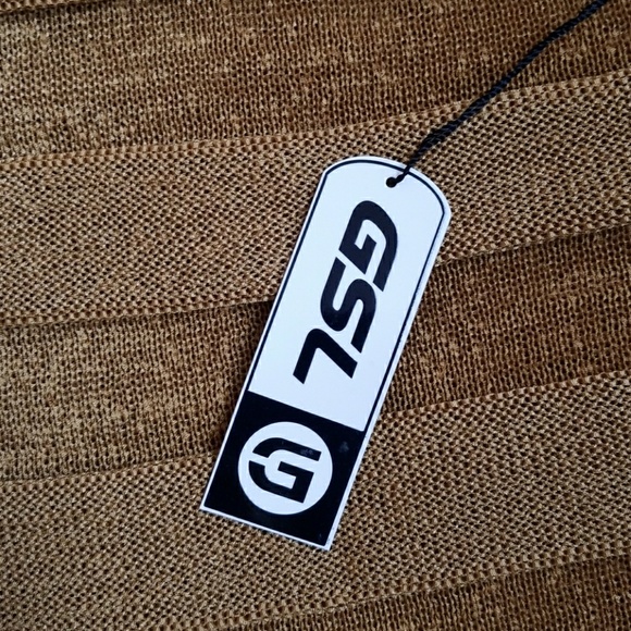 Sweater - Picture 2 of 3